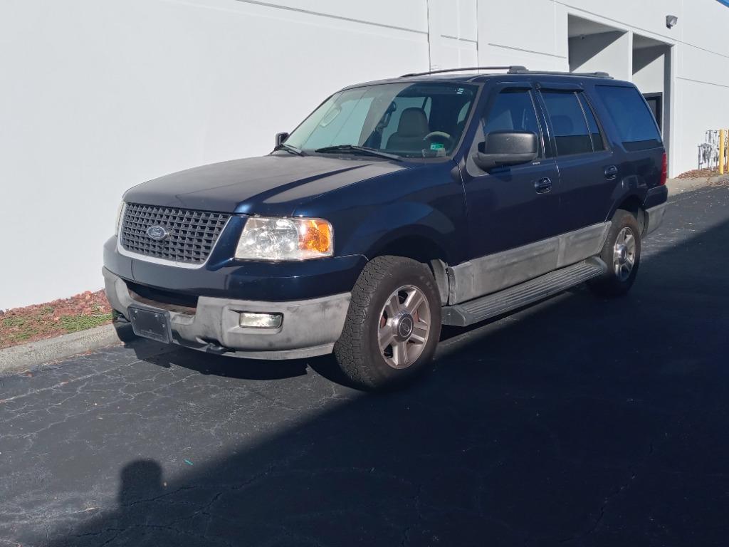 2003 Ford Expedition's photo