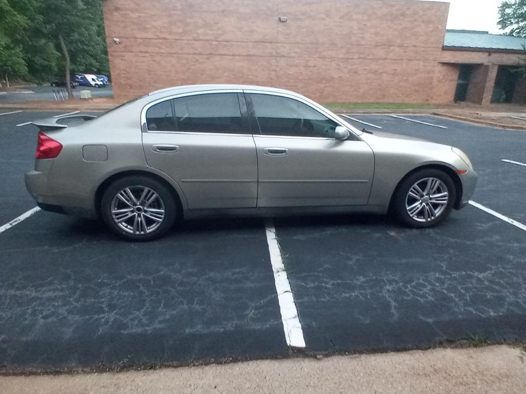 2004 INFINITI G35 Base - Photo 9